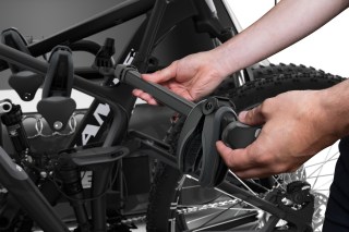 THULE EasyFold XT 3 Black kerékpártartó vonóhorogra